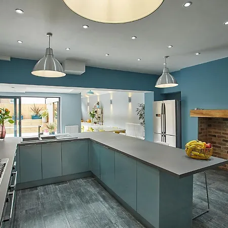 بيت للعطل Host & Stay - No 30 Whitby