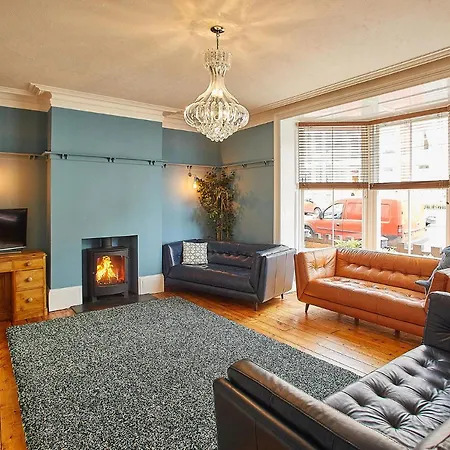 بيت للعطل Host & Stay - No 30 Whitby ويتبي